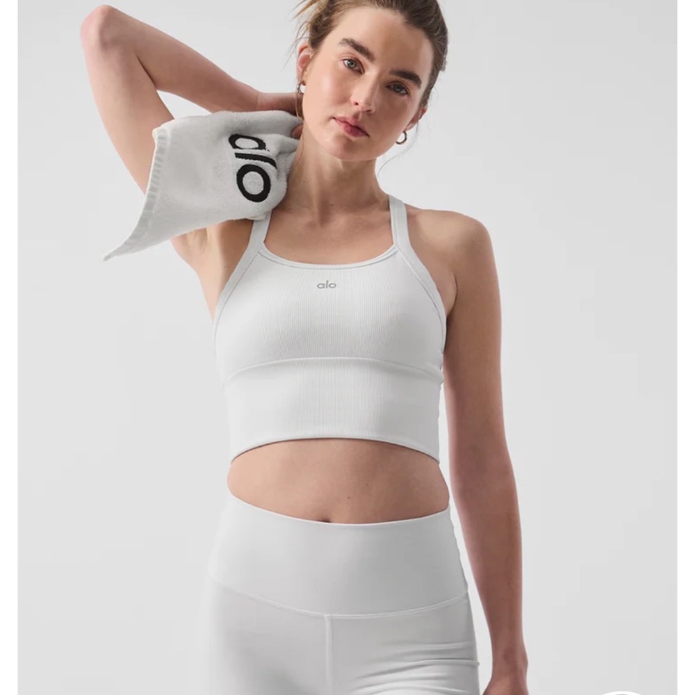 ALO Yoga Women's White Ribbed Sports Tank